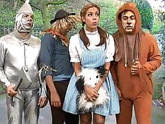 Dorothy Caboose Juggles With the Witch!