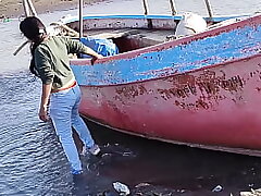 Desi bhabhi outdoor hook-up
