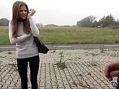 Pretty barbie Handled Like a Sexual : Fucked and Thorwn Out
