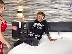 I Tempt MY Manager WHEN I DO THE CLEANING AND HE ENDS UP PUTTING HIS BIG COCK IN MY Cootchie part 1