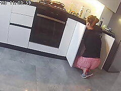 Real cheating. Wifey bangs a neighbor in the kitchen.