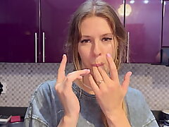 Dormmate-girl gets jism in gullet and hair while there is no one in the kitchen except us