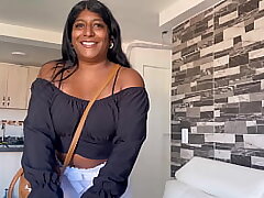 BEAUTIFUL BIG ASS BABY IN THE SHOPPING CENTER MEETS A STRANGER WHO TAKES HER TO HIS Building AND FUCKS HER BIG ASS