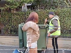 A homeless stud helped an elite cougar carry her suitcase and fucked her!
