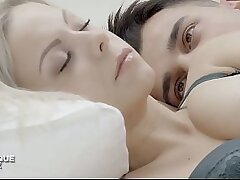 Super-naughty Sis Julia Parker Shows Her Grubby Side To Big Dick Stepbrother