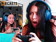 I Plumb MY Sister WHILE SHE PLAYS VIDEO GAMES