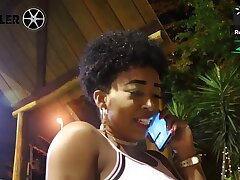 dame sexydea fapping on live webcam