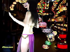 Gorgeous Abdomen Dance in Istanbul starring Alexandria Wu