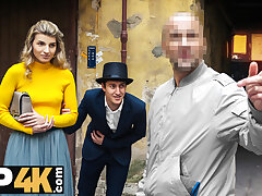 HUNT4K. Lo and hotwife