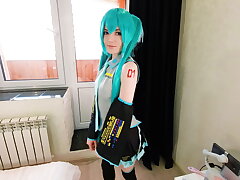 Sweetheart Vocaloid Hatsune Miku came to visit a devotee after the concert, sucked his jizz-shotgun and fucked him