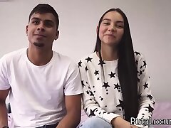 Parejitas: Valerin y sus pezones de chocolate. Pareja colombiana en casting porno