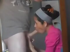 Spear Sucking Sweetheart In Glasses Takes Facial cumshot