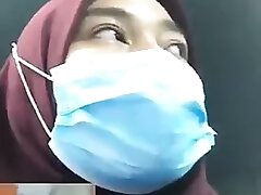Muslim Indonesian Perplexed at eyeing Cock