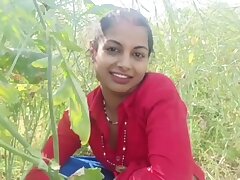 Cheating the sister-in-law working on the farm by luring cash In hindi voice