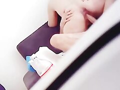 Vara decka. Jebac dosao po jos jednu turu. Cuckold girlfriend! Caught in act!