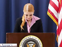 Wild America - Penny Pax pounds her intern