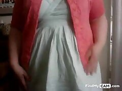 BBW plays for her webcam