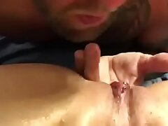 Eatin pussy