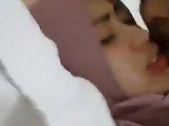 Hot Malay Tudung Ravaged By Malay Dude