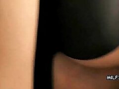 Hot Cougar Milf vaca penetrating