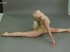 Dora Tornaszkova lithe gymnast supah hot naked