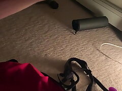 Wife pounds my backside in sway
