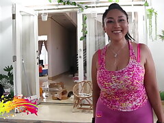 Sarah hot in pink stretch pants