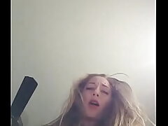 SINNOCENT CARLY MASTURBATE