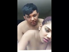 Indian bhabhi has bang-out with chief in her home