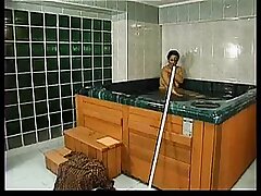 Wooly Mature Assfucking Pulverized in Pool (Camaster)
