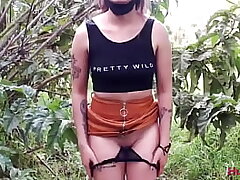 Amateur Latino Shows in Public and Urinates where she luvs