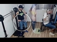 Unfaithful girlfriend cheating on her husband right next to her at the gym!