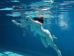 Russian Sheril nubile buried underwater