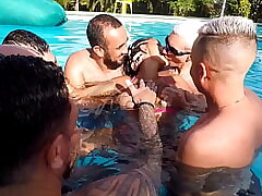 I called the crowd to participate in the gangbang with Kel