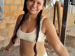#el mejor sexo es el prohibido, sexo con mi vecina a cambio de dinero mientras su marido trabaja#